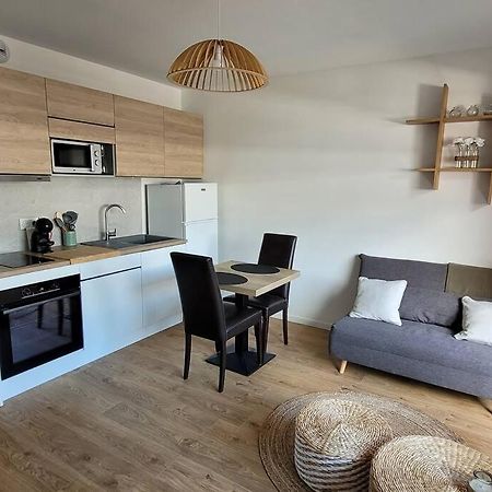Studio 2 Voyageurs Au Coeur De Ville 살랑쉬 외부 사진